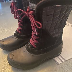 North Face Snow Boots Size 7